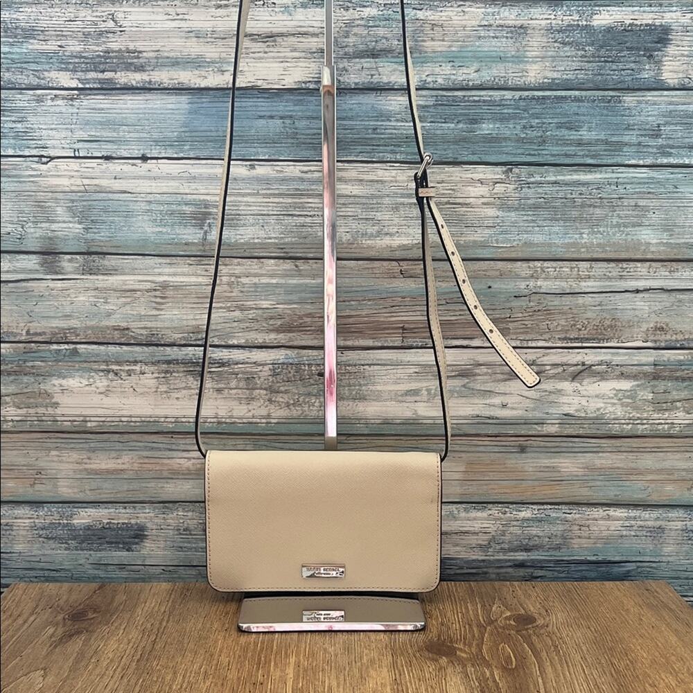 Henri Bendel West 57th XL Crossbody Smart Phone Bag in Cream Leather
